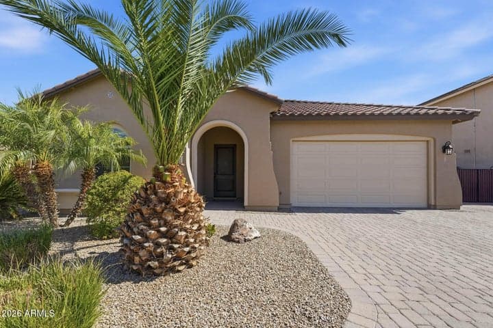 129 W WHITE OAK Avenue, Queen Creek, AZ