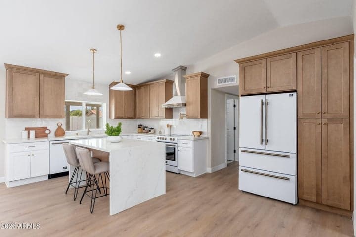 417 E MARCONI Avenue, Phoenix, AZ