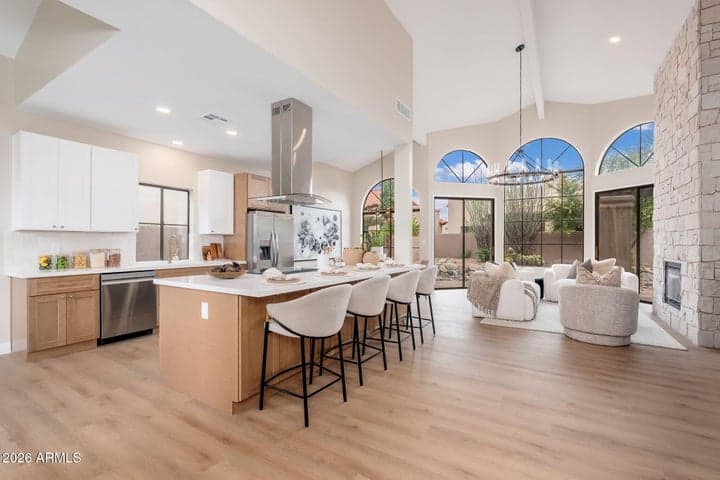 4125 E CORTEZ Street, Phoenix, AZ