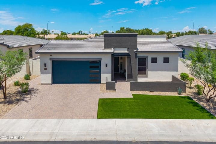 1180 E Cherrywood Place, Chandler, AZ