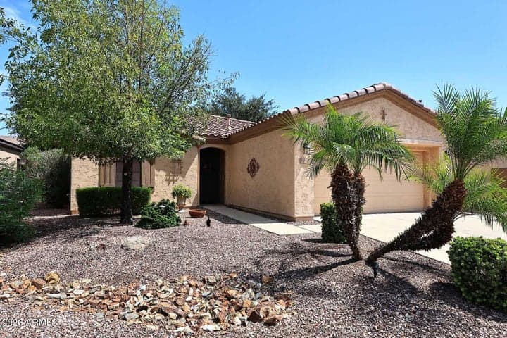 4058 E RAKESTRAW Lane, Gilbert, AZ