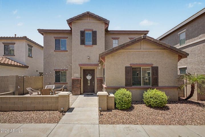 14242 W COUNTRY GABLES Drive, Surprise, AZ