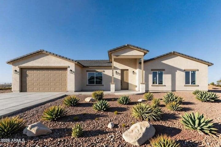 37164 W ENCINAS Lane, Tonopah, AZ