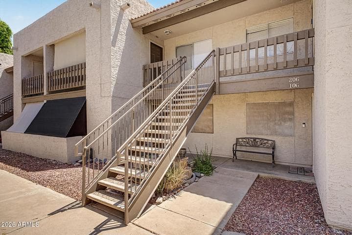 520 N STAPLEY Drive #205, Mesa, AZ