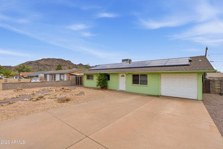 1317 E DESERT COVE Avenue, Phoenix, AZ
