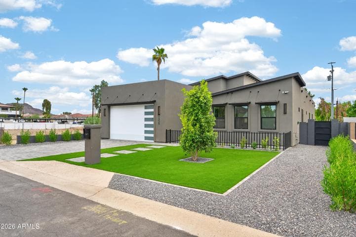 1335 E KALER Drive, Phoenix, AZ
