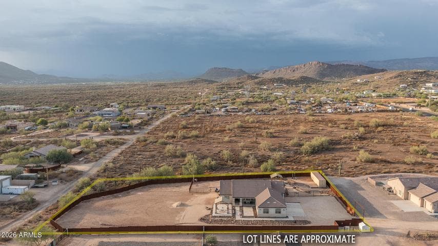 39722 N NEW RIVER Road, Phoenix, AZ