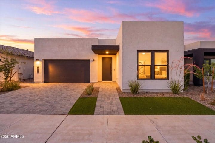 10252 E UTAH Avenue, Mesa, AZ