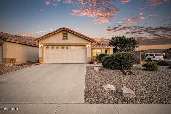 667 W KINGMAN Loop, Casa Grande, AZ