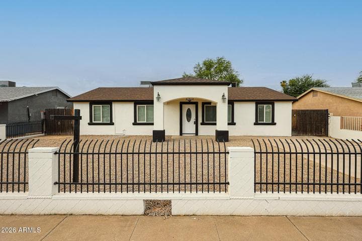 6531 W GRANADA Road, Phoenix, AZ