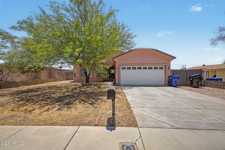 109 E MADDEN Drive, Avondale, AZ