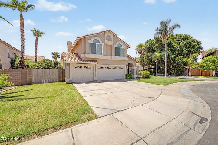 1201 E SEAHORSE Lane, Gilbert, AZ