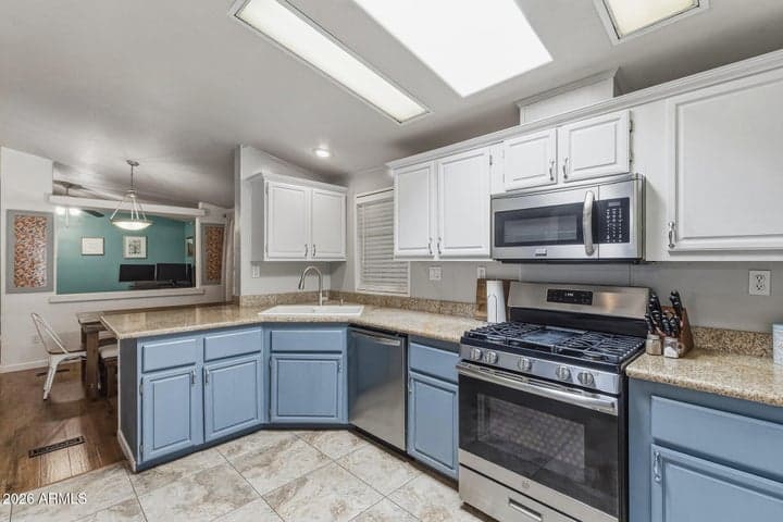 2907 E SEQUOIA Drive, Phoenix, AZ