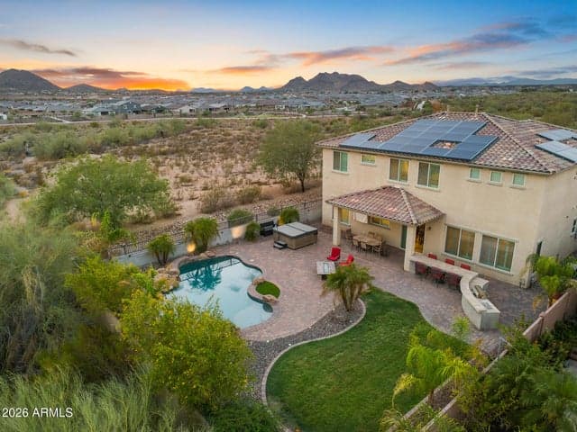 7427 W Saddlehorn Road, Peoria, AZ