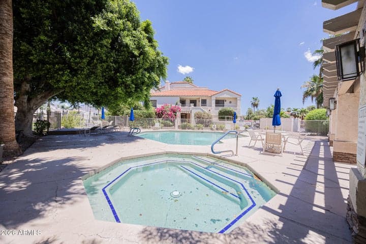 10080 E MOUNTAINVIEW LAKE Drive #367, Scottsdale, AZ