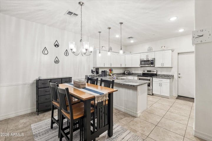 7820 E BASELINE Road #103, Mesa, AZ
