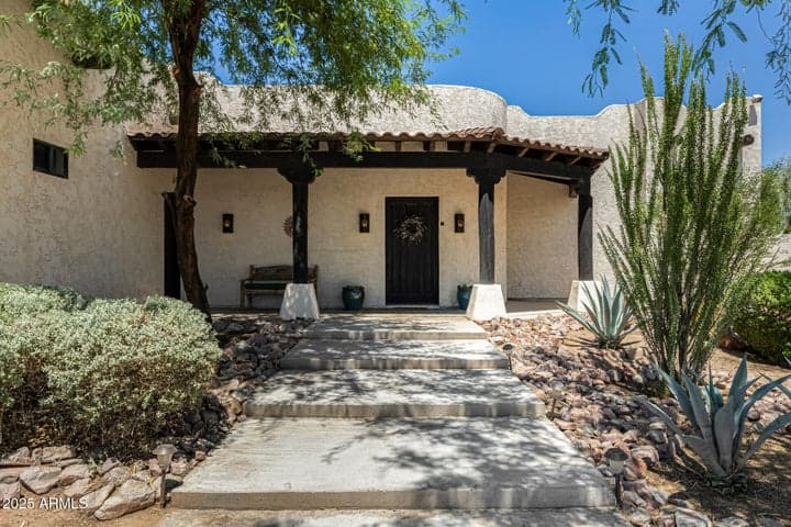 750 W ZION Lane, San Tan Valley, AZ