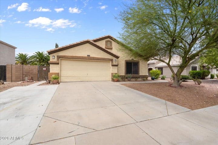 8830 W SALTER Drive, Peoria, AZ