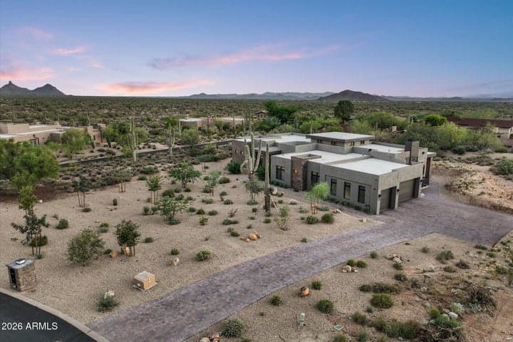 9243 E VISTA Drive, Scottsdale, AZ