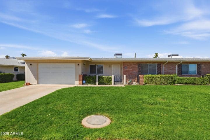 10869 W CLAIR Drive, Sun City, AZ