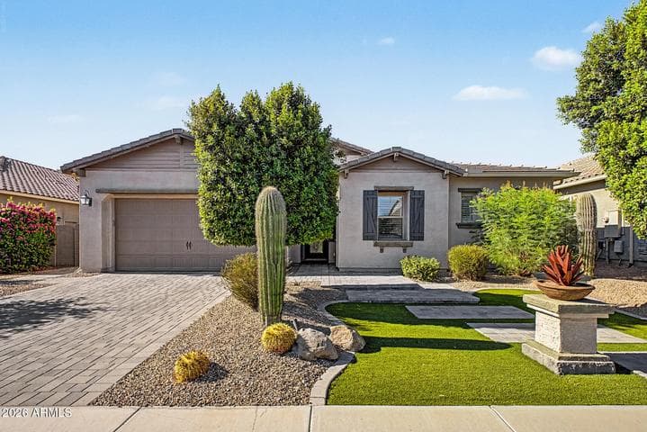 1132 E HOLLAND PARK Drive, Gilbert, AZ