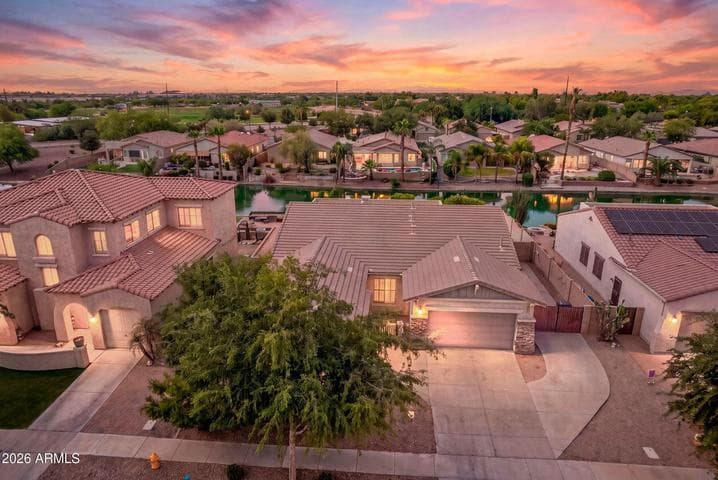 662 E Torrey Pines Place, Chandler, AZ