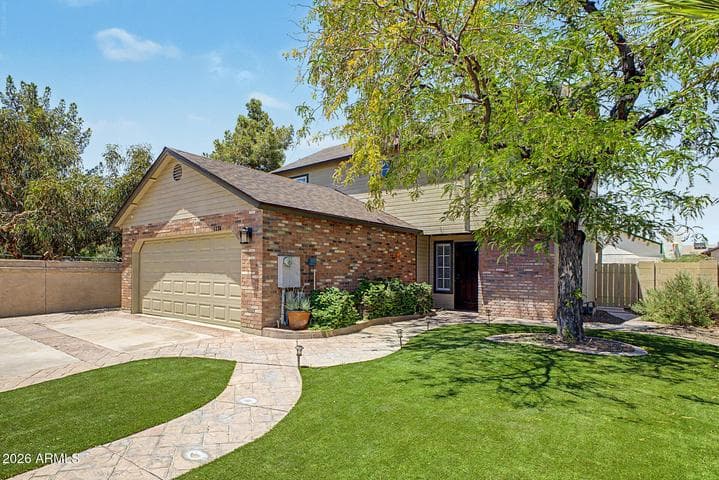 1326 W BOXELDER Court, Chandler, AZ