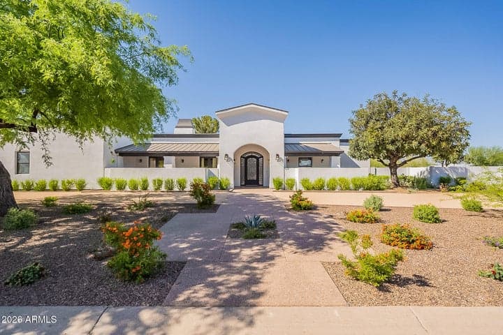 6102 E GOLD DUST Avenue, Paradise Valley, AZ
