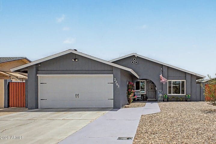 2203 W EL Moro Avenue, Mesa, AZ