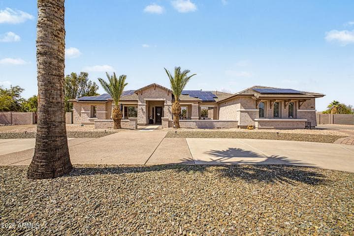 14284 W BECKER Lane, Surprise, AZ