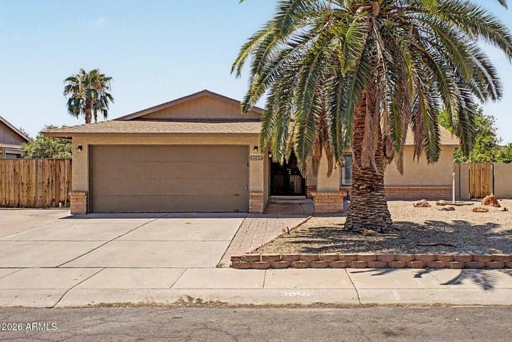 5607 W WINNWOOD Avenue, Glendale, AZ