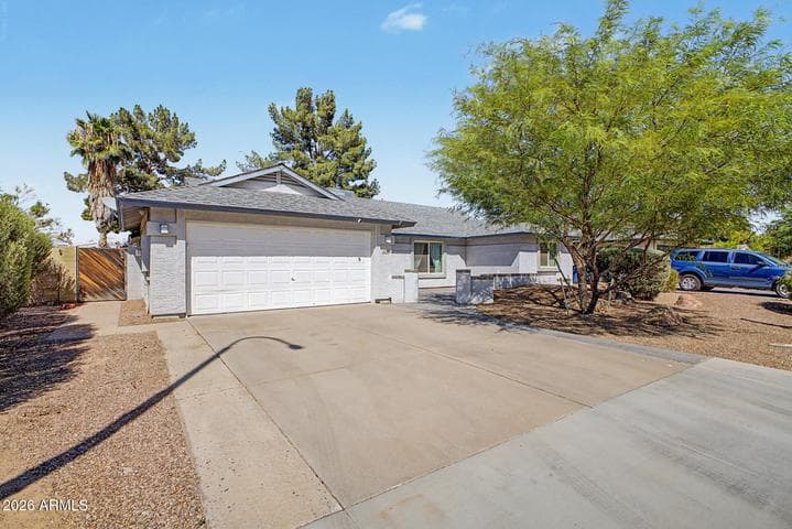 5620 W FRYE Road, Chandler, AZ
