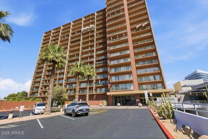 4750 N CENTRAL Avenue #F14, Phoenix, AZ