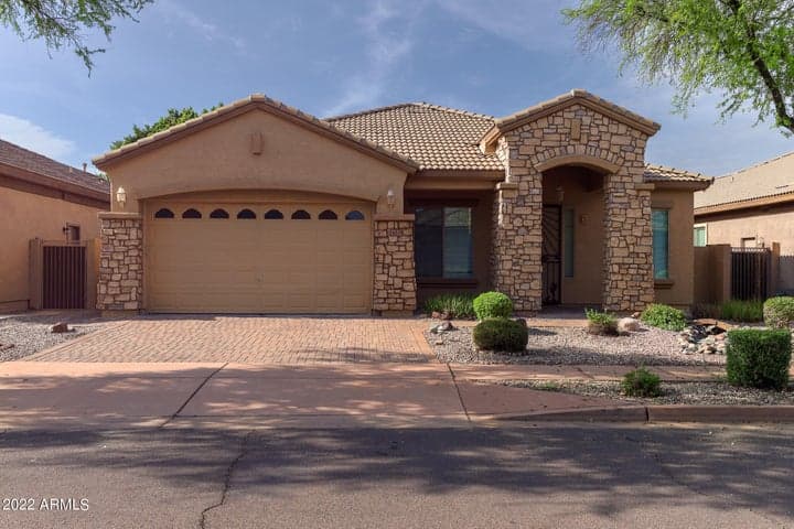 3433 W LANGUID Lane, Phoenix, AZ