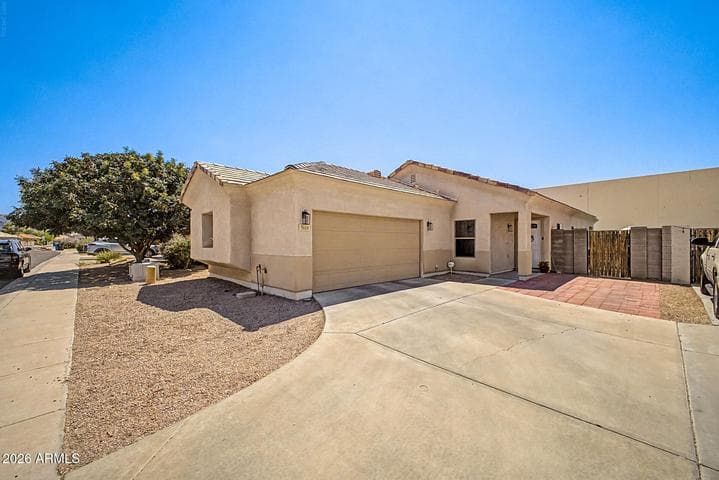 5614 S 26TH Place, Phoenix, AZ