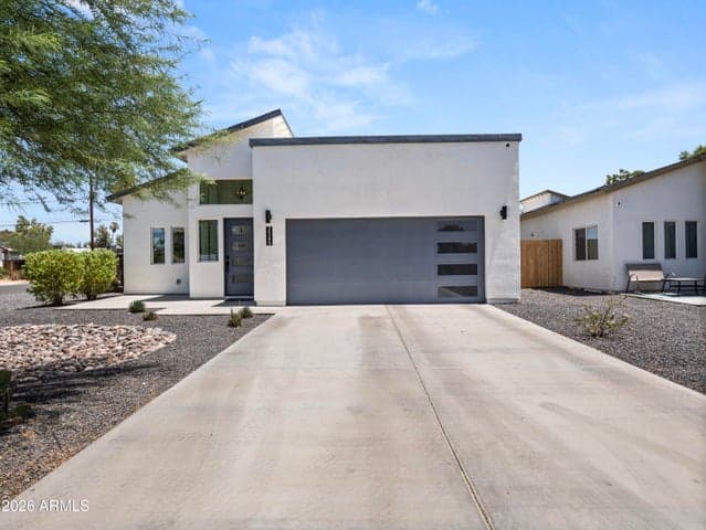 2345 N 28th Place, Phoenix, AZ