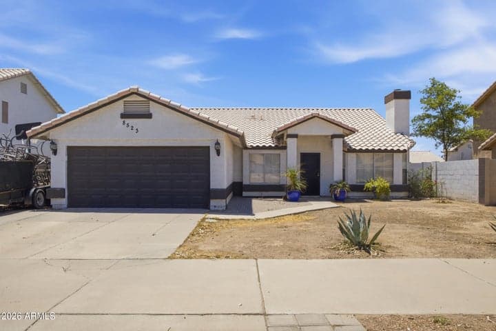 8523 W PALM Lane, Phoenix, AZ