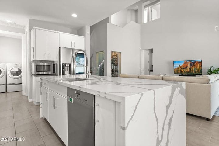2750 E Yale Street, Phoenix, AZ