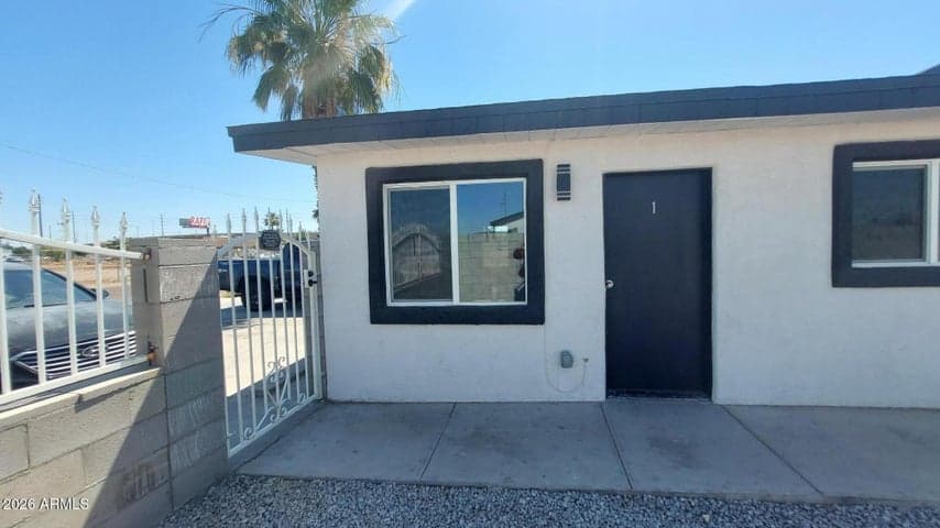1917 E MONROE Street, Phoenix, AZ