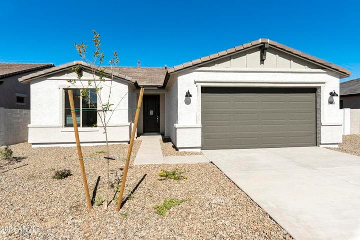 15664 W MERCER Lane, Surprise, AZ