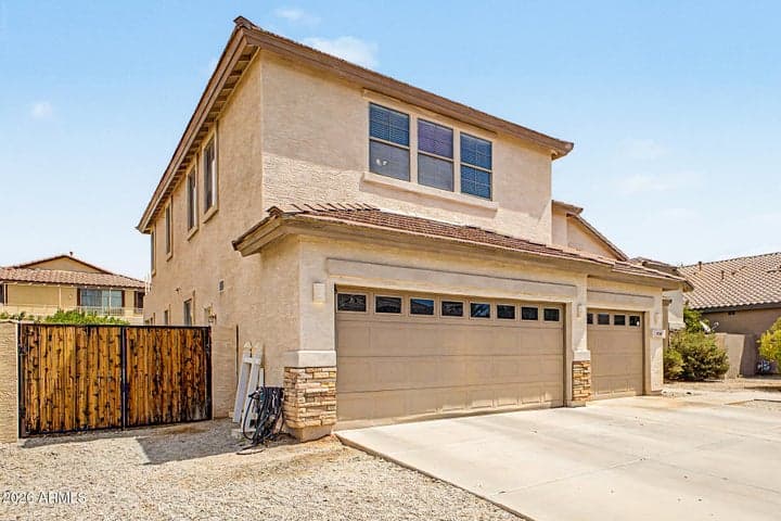 8606 W MORTEN Avenue, Glendale, AZ