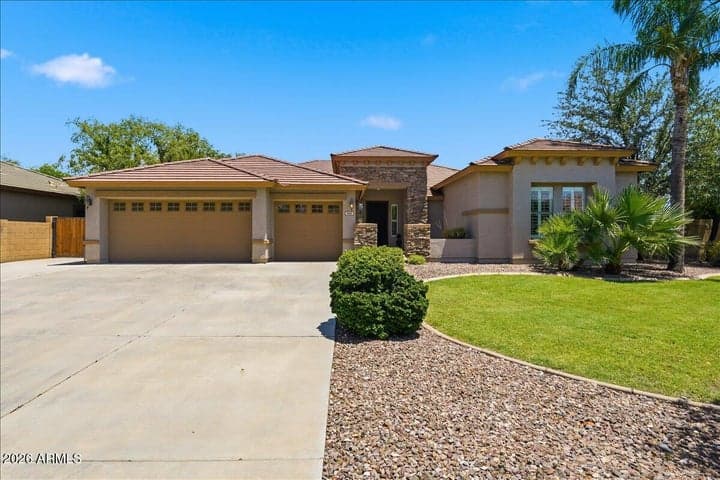 845 N THUNDERBIRD Avenue, Gilbert, AZ