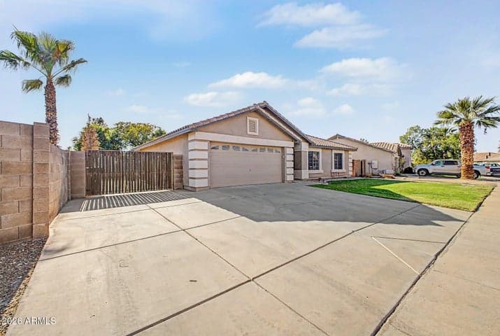 2228 S Banning Street, Gilbert, AZ