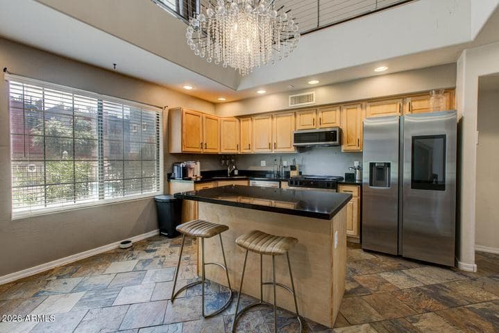 3441 E AVALON Drive, Phoenix, AZ