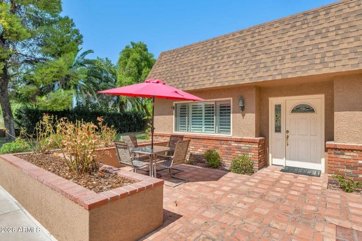 5839 E INDIAN SCHOOL Road, Phoenix, AZ