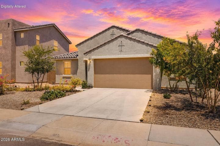 4564 W GILBERT Lane, San Tan Valley, AZ