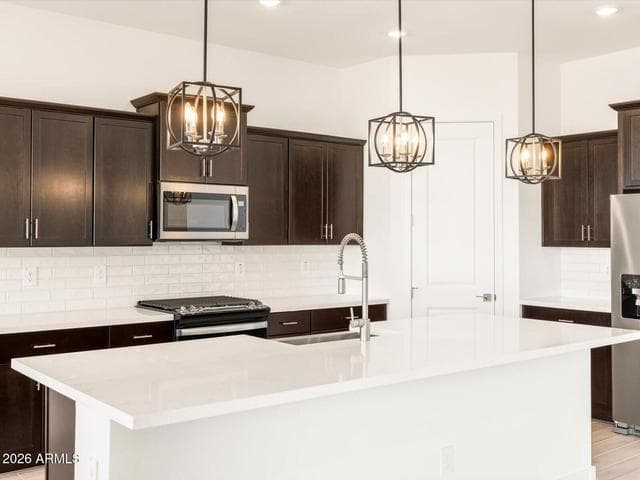17740 W ILLINI Street, Goodyear, AZ