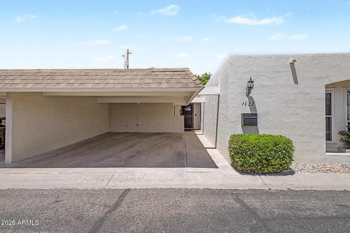 1622 E BORGHESE Place, Phoenix, AZ