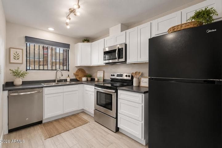 1533 W MISSOURI Avenue #6, Phoenix, AZ