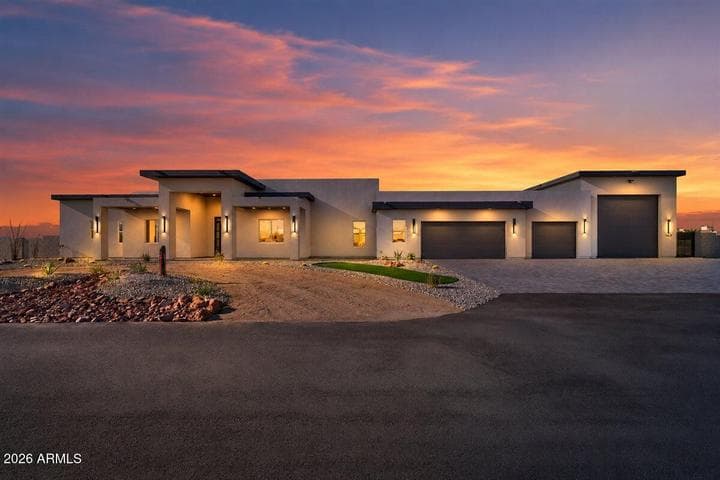 1483 W PASO NUEVO Drive, Phoenix, AZ